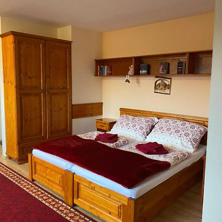 Apartman Dorian Bešeňová Exteriör bild